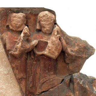 Fragmento conservado del friso del tesoro de los sicionios.